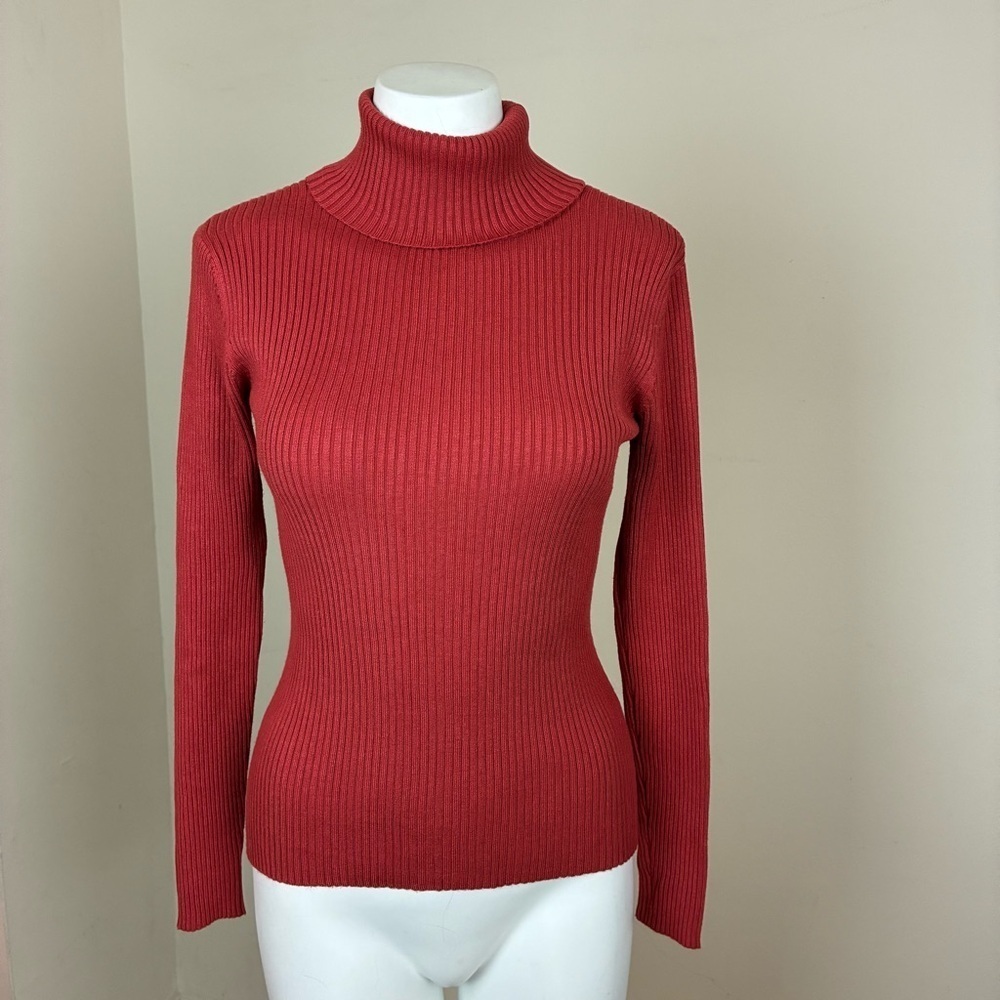 Tailor B. Moss Y2K Burnt Orange Ribbed Turtleneck- S
